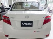 Bán Toyota Vios đời 2017, màu trắng