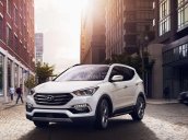 Cần bán Hyundai Santa Fe đời 2017, màu trắng