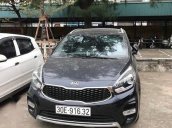 Bán Kia Rondo sản xuất 2017, màu đen xe gia đình, giá 780tr