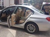 Bán xe BMW 3 Series 320i sản xuất 2012, màu bạc, nhập khẩu chính chủ, giá tốt