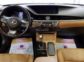 Bán Lexus ES350 màu đen, nội thất nâu, xe sản xuất năm 2016 đăng ký tên công ty