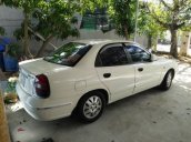 Cần bán gấp Daewoo Nubira đời 2003, màu trắng, 130tr