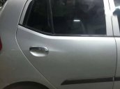 Cần bán gấp Hyundai i10 2008, màu bạc