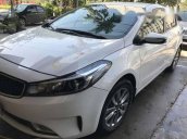 Bán Kia Cerato đời 2016, màu trắng, giá 470tr