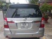 Bán Toyota Innova đời 2016, màu bạc