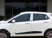 Cần bán Hyundai Grand i10 sản xuất năm 2016, màu trắng 