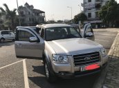 Bán ô tô Ford Everest 2007 màu phấn hồng, xe gia đình