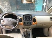 Cần bán Toyota Innova đời 2010, màu vàng