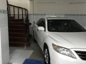 Bán Toyota Camry LE đời 2011, màu trắng chính chủ, 999tr