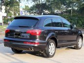 Cần bán Audi Q7 3.6 Quattro Premium đời 2010, màu xám, nhập khẩu