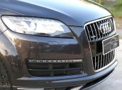 Cần bán Audi Q7 3.6 Quattro Premium đời 2010, màu xám, nhập khẩu