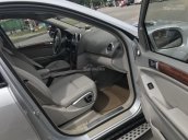 Cần bán xe Mercedes GL450 4Matic 2009, màu bạc