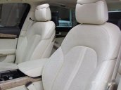 Cần bán Audi A8 đời 2011, màu trắng, xe nhập chính chủ