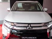 Bán xe Outlander 2.0 CVT 2017, khuyến mại lên đến 170 triệu cho khách hàng mua xe tháng 6 năm 2018