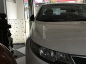 Nhà chật muốn đổi xe nhỏ nên bán Kia Forte