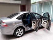 Bán xe Ford Focus 1.8 MT Sedan năm 2011, màu xám (ghi) một chủ từ đầu miễn cò vạc