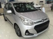 Bán Hyundai Grand i10 đời 2017, màu bạc, giá tốt