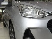 Bán Hyundai Grand i10 đời 2017, màu bạc, giá tốt