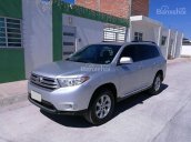 Cần bán xe Toyota Highlander SE 2011 nhập Mỹ, màu bạc, nội thất đen, một chủ