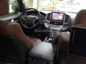 Cần bán xe Toyota Land Cruiser V8 5.7 2016, màu đen, xe nhập