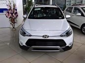 Bán Hyundai i20 Active 1.4 AT đời 2017, màu trắng, nhập khẩu Hàn Quốc, 585 triệu