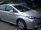 Cần bán xe Toyota Wish đời 2012, giá 690tr