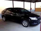 Bán xe Ford Focus 1.8 AT đời 2010, màu đen số tự động, 375tr