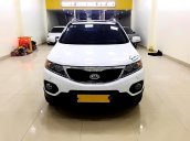 Cần bán xe Kia Sorento đời 2012, màu trắng chính chủ