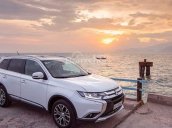 Bán Mitsubishi Outlander năm 2018, màu trắng, xe nhập LH. 0982455567