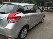 Em cần bán xe Toyota Yaris 1.5G năm 2017, màu bạc, nhập khẩu. Xe tư nhân chính chủ