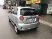 Bán Chevrolet Spark đời 2009, màu bạc như mới