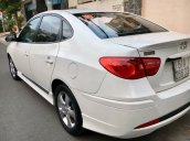 Cần bán lại xe Hyundai Avante sản xuất năm 2011, màu trắng, nhập khẩu