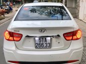 Cần bán lại xe Hyundai Avante sản xuất năm 2011, màu trắng, nhập khẩu