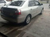 Bán Toyota Vios đời 2011, màu bạc xe gia đình  