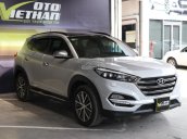 Bán Hyundai Tucson 2.0AT năm 2016, màu bạc, xe nhập