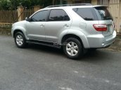 Bán Toyota Fortuner 2.5G sx năm 2010, máy dầu, số sàn chính chủ