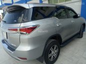 Bán xe Fortuner đời 2017 màu bạc, giá 1tỷ 200 triệu