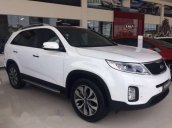 Cần bán Kia Sorento MT đời 2017, màu trắng