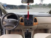 Bán Toyota Innova E 2011, màu bạc, giá 370tr