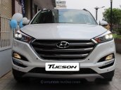 Bán Hyundai Tucson đời 2017, màu trắng 