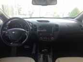 Kia Cerato 1.6 AT mới 100%, hỗ trợ vay 80-90%