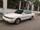 Xe Toyota Camry năm 1989, màu trắng, 120 triệu