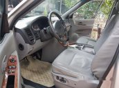 Bán xe Kia Carnival đời 2007, màu bạc 