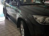 Bán Toyota Fortuner năm 2010, màu xám