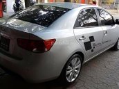 Cần bán xe Kia Forte sản xuất 2010, màu bạc, nhập khẩu chính chủ