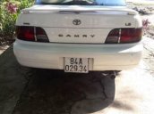 Bán Toyota Camry đời 1996, màu trắng số tự động