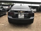 Cần bán Chevrolet Cruze đời 2010, màu đen, giá 302tr