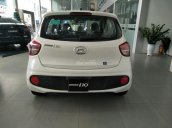 Bán Hyundai Grand i10 năm 2017, màu trắng