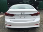 Bán Hyundai Elantra 1.6 số sàn, cam kết giá tốt nhất, hỗ trợ trả góp nhanh nhất. Hotline: 0949.086.893