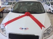 Bán Chevrolet Aveo sản xuất 2017, màu trắng, 495 triệu